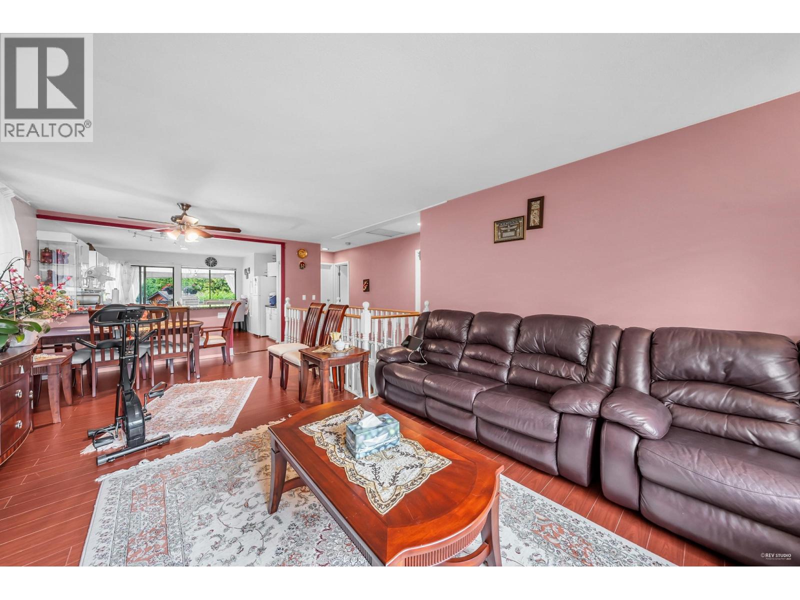 1112 Hansard Crescent, Coquitlam, British Columbia  V3C 4W7 - Photo 9 - R3098261