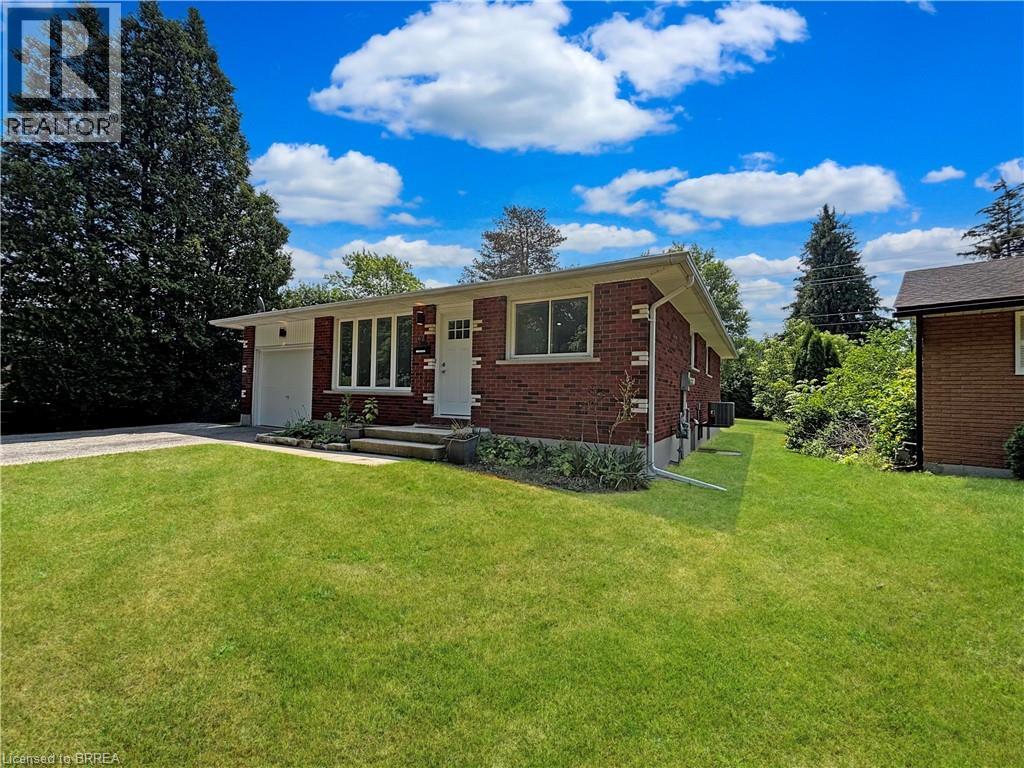 62 Garden Street, Simcoe, Ontario  N3Y 1C4 - Photo 2 - 40747287