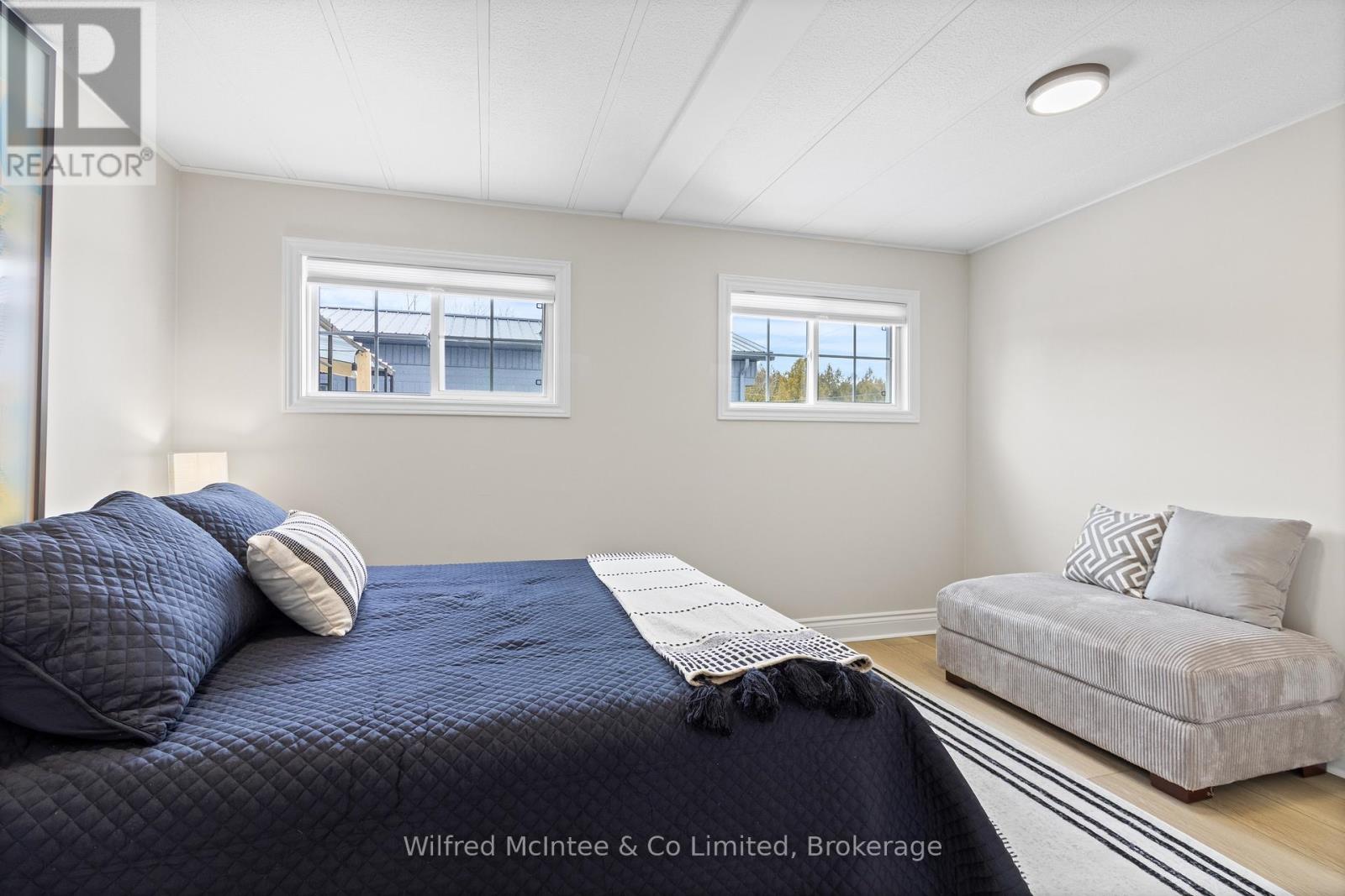 70 Applewood Boulevard, Kincardine, Ontario  N0H 2T0 - Photo 27 - X12868156