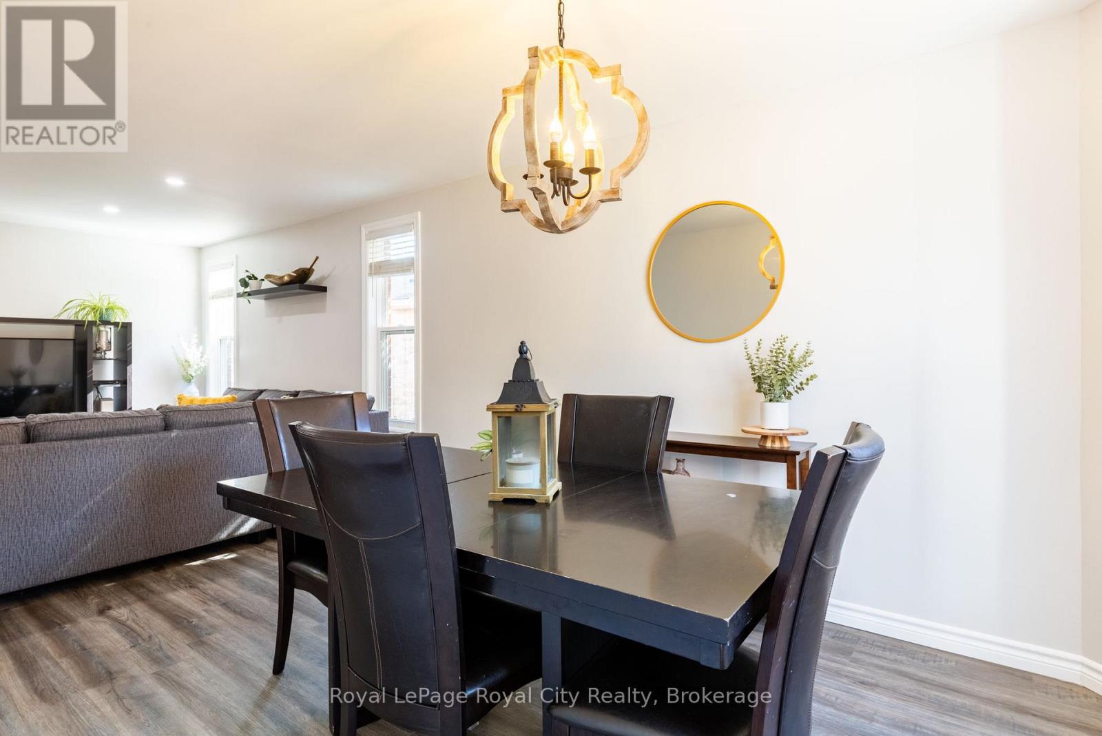 22 Law Drive, Guelph (Grange Road), Ontario  N1E 7G5 - Photo 13 - X12868222