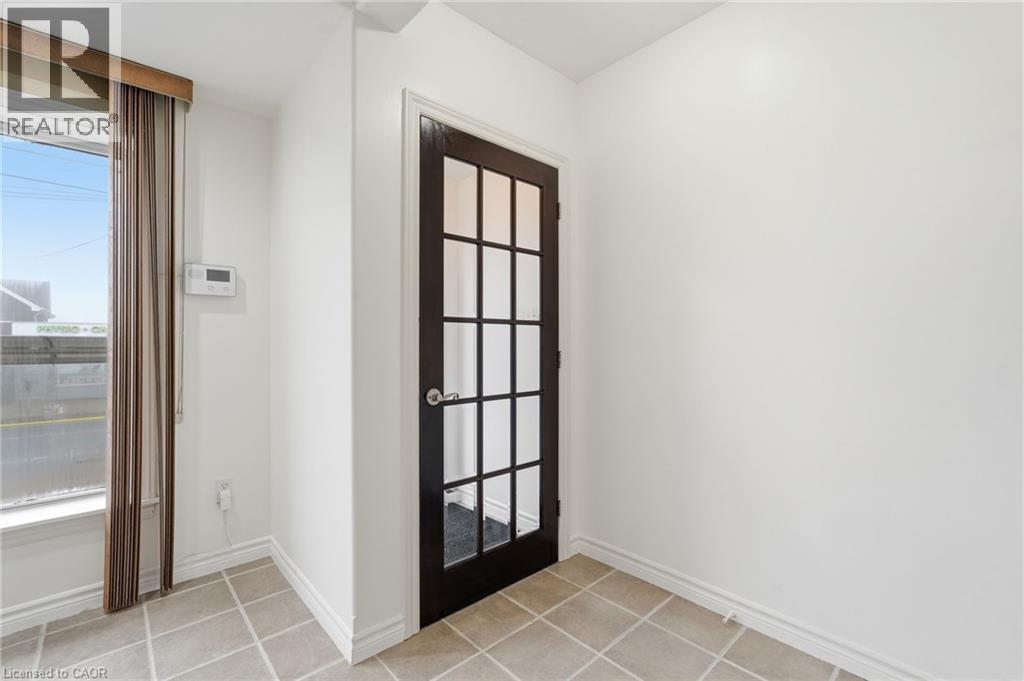 419 Concession Street Unit# Main, Hamilton, Ontario  L9A 1C1 - Photo 2 - 40809397