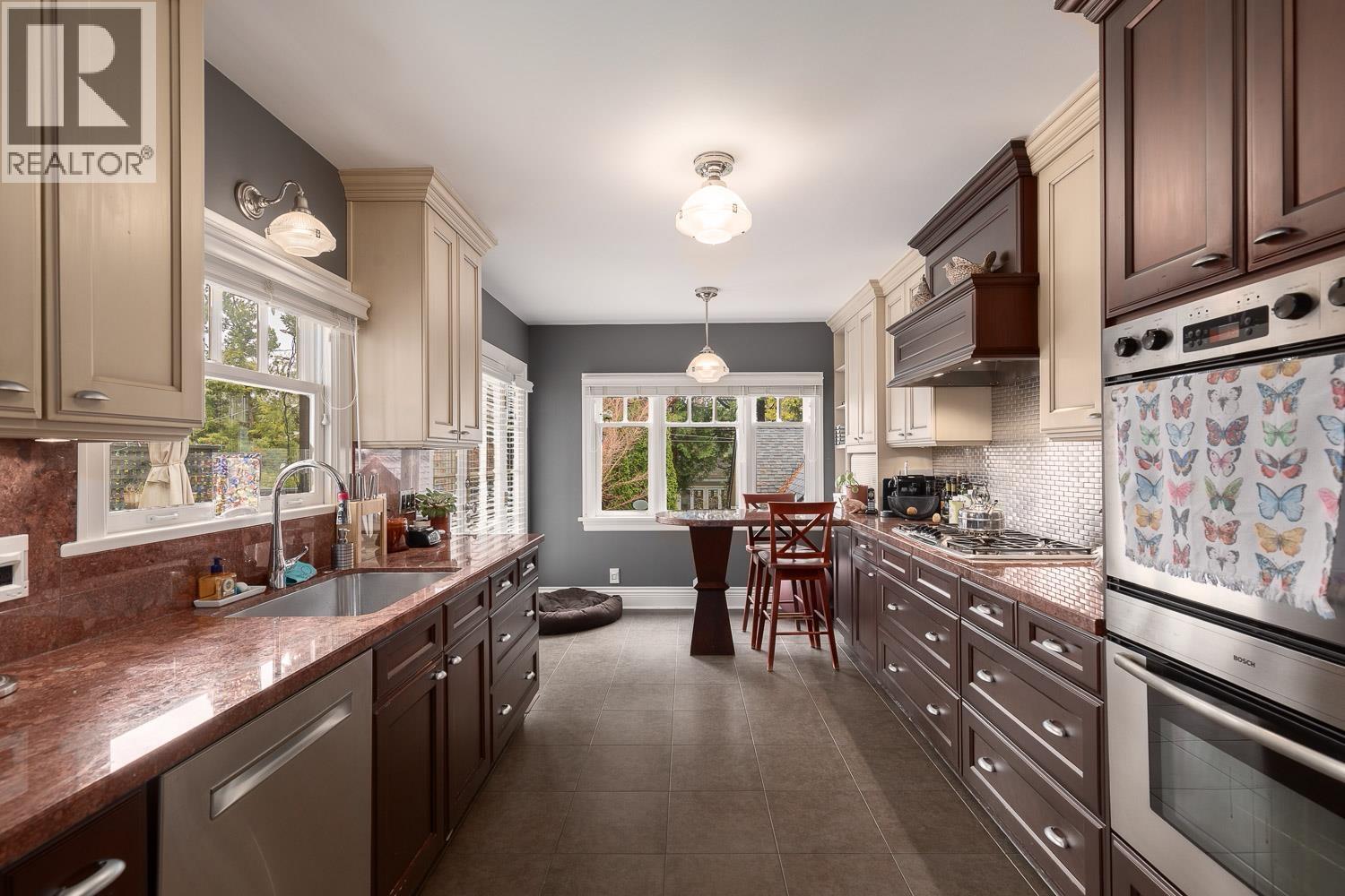 6137 Mccleery Street, Vancouver, British Columbia  V6N 1G3 - Photo 11 - R3098128