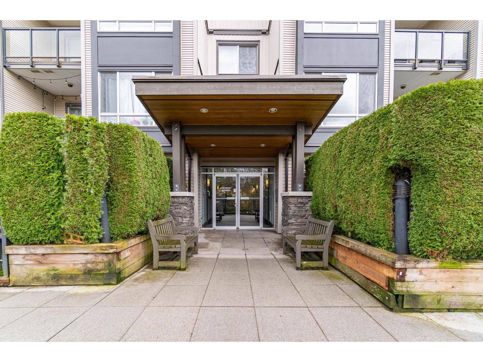 303 2943 Nelson Place, Abbotsford, British Columbia  V2S 7G2 - Photo 4 - R3098001