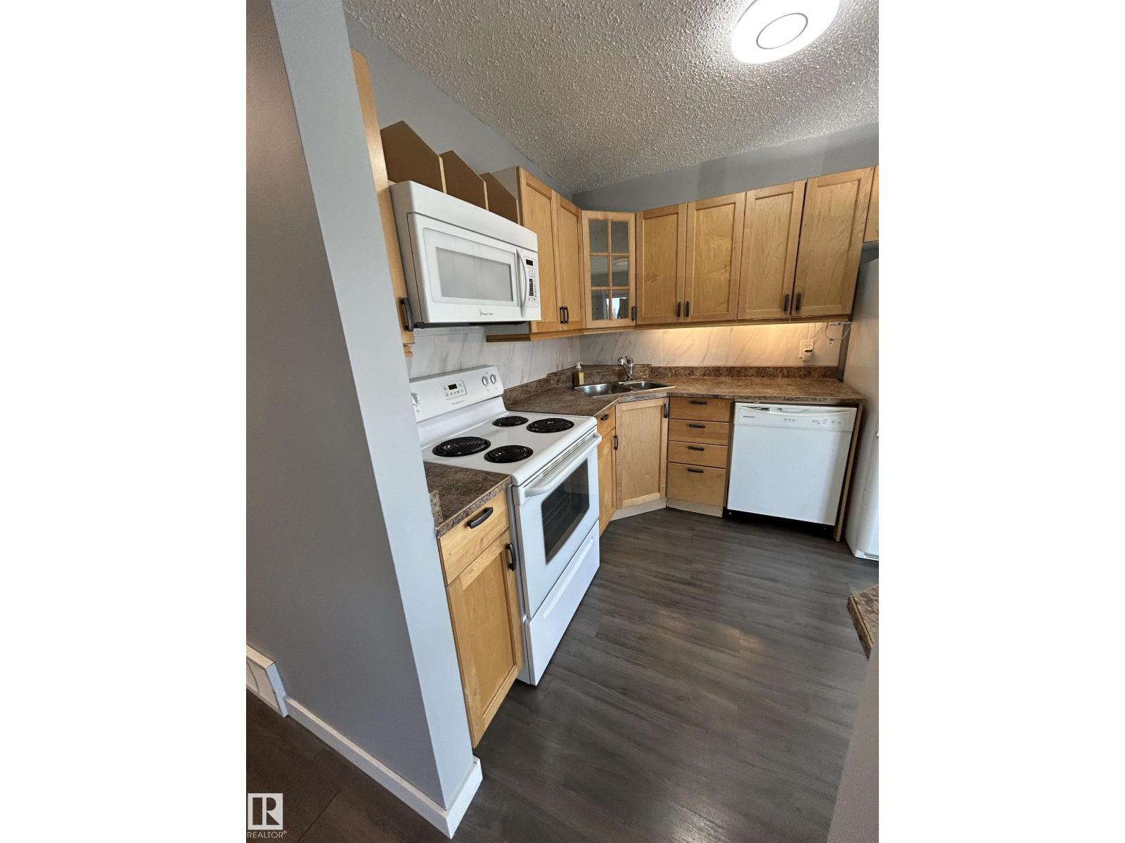 10426 27 Av Nw, Edmonton, Alberta  T6J 4J5 - Photo 15 - E4476760