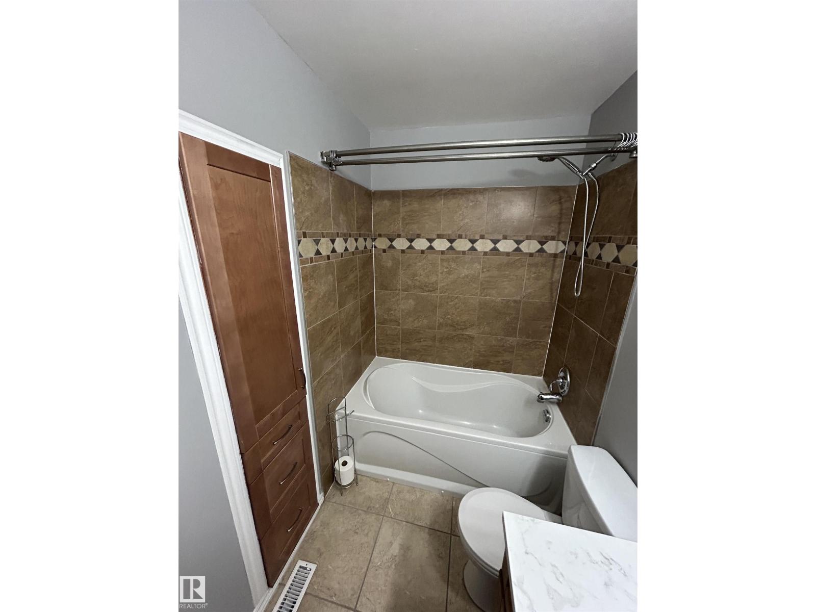 10426 27 Av Nw, Edmonton, Alberta  T6J 4J5 - Photo 33 - E4476760