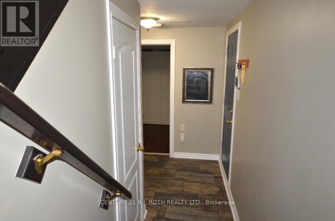 119 Metcalfe Drive, Bradford West Gwillimbury (Bradford), Ontario  L3Z 3J2 - Photo 15 - N12777508