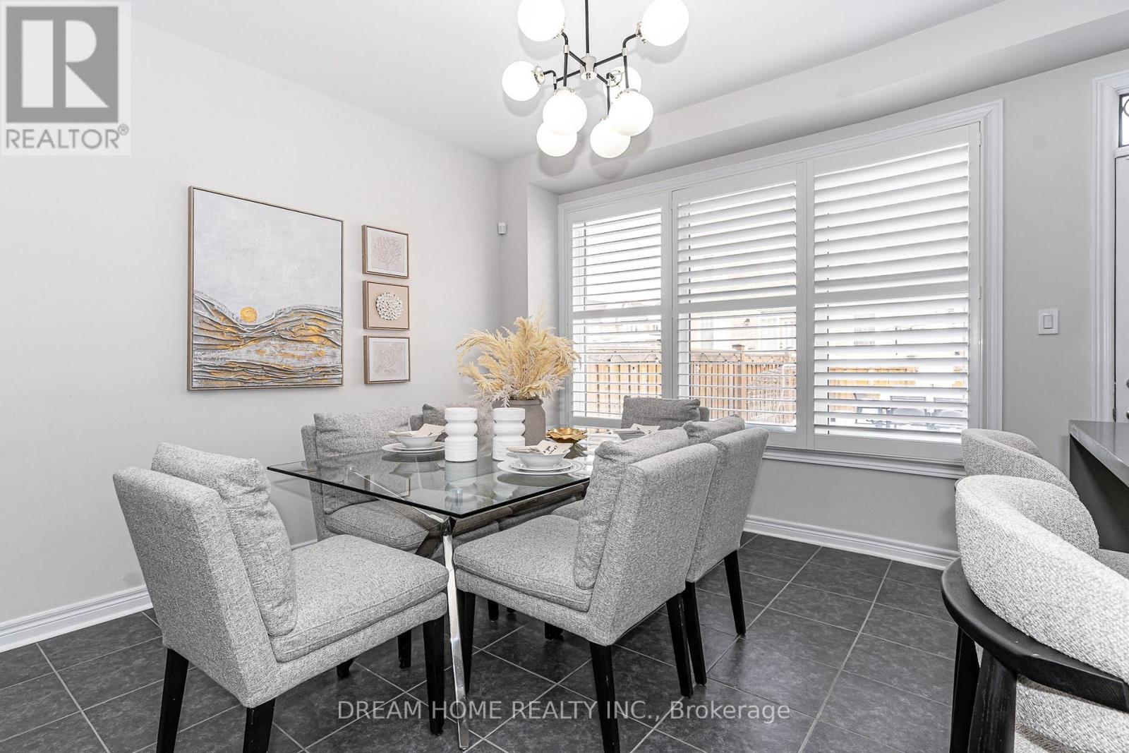 11 Homer Crescent, Aurora, Ontario  L4G 1B7 - Photo 11 - N12868160