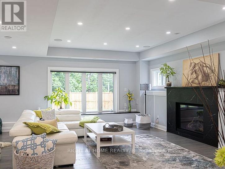 37 Muirfield Drive, Barrie (Holly), Ontario  L4N 5S4 - Photo 22 - S12868252