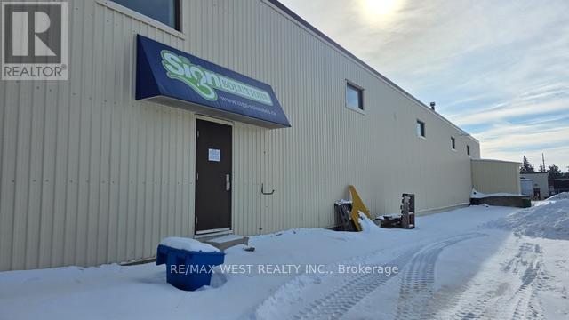 650 Hardwick Road, Caledon, Ontario  L7E 5R5 - Photo 3 - W12868138