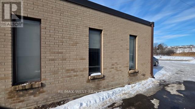 650 Hardwick Road, Caledon, Ontario  L7E 5R5 - Photo 4 - W12868138