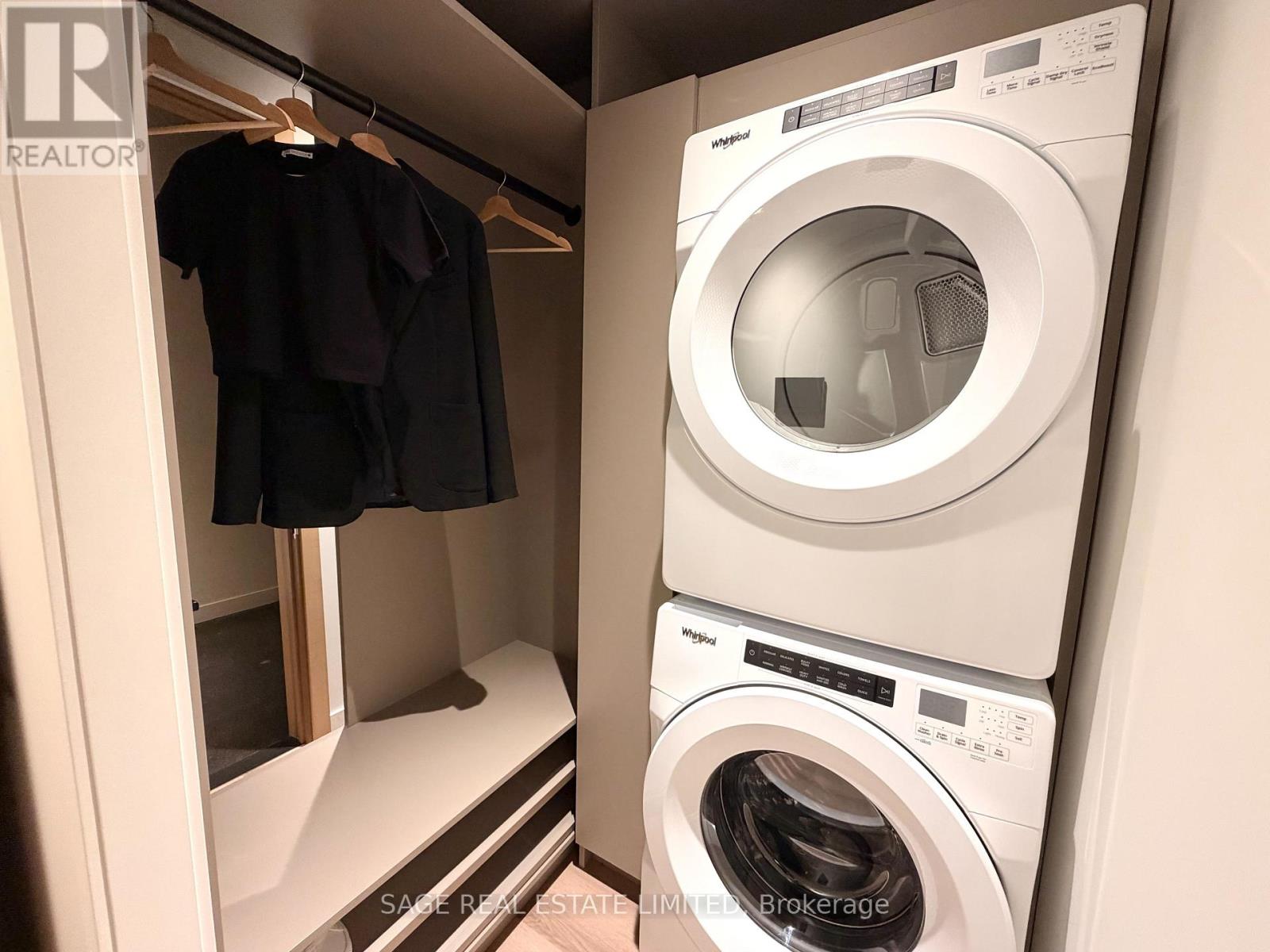 112 - 8 Temple Avenue, Toronto, Ontario  M6K 1C7 - Photo 13 - W12868170