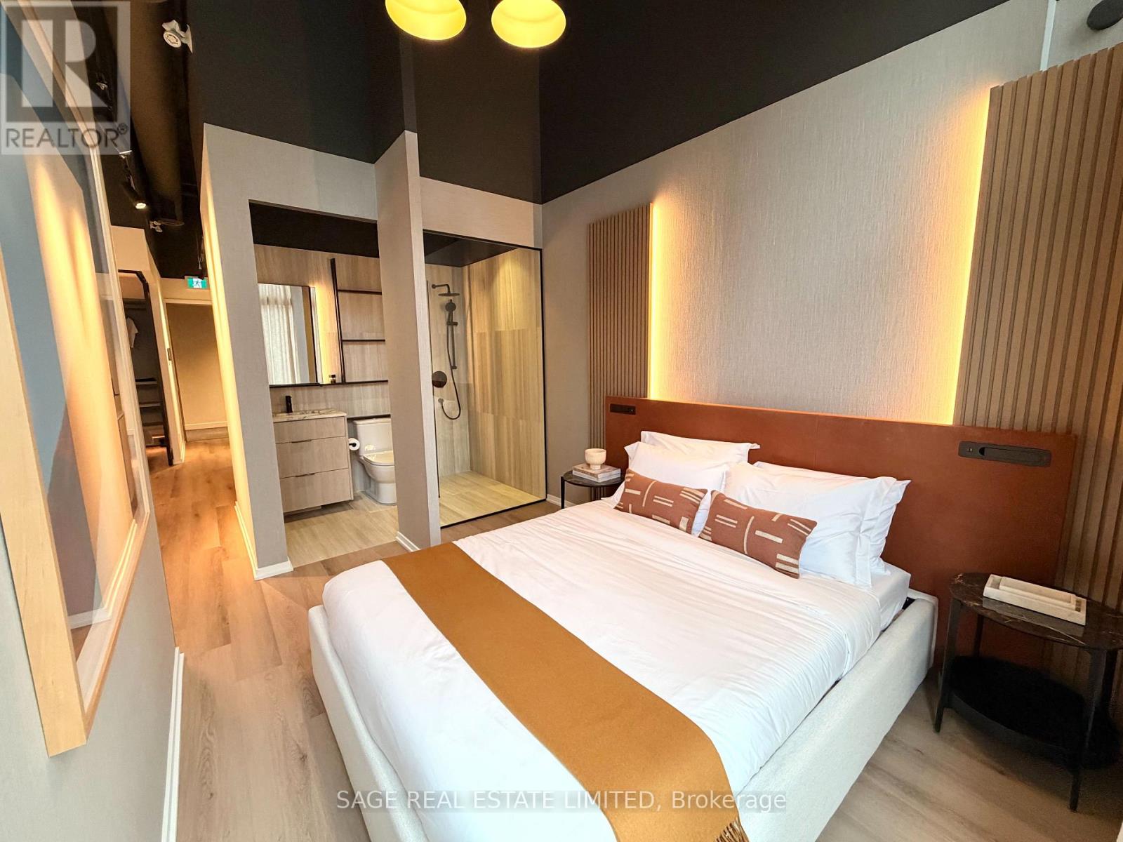 112 - 8 Temple Avenue, Toronto, Ontario  M6K 1C7 - Photo 15 - W12868170