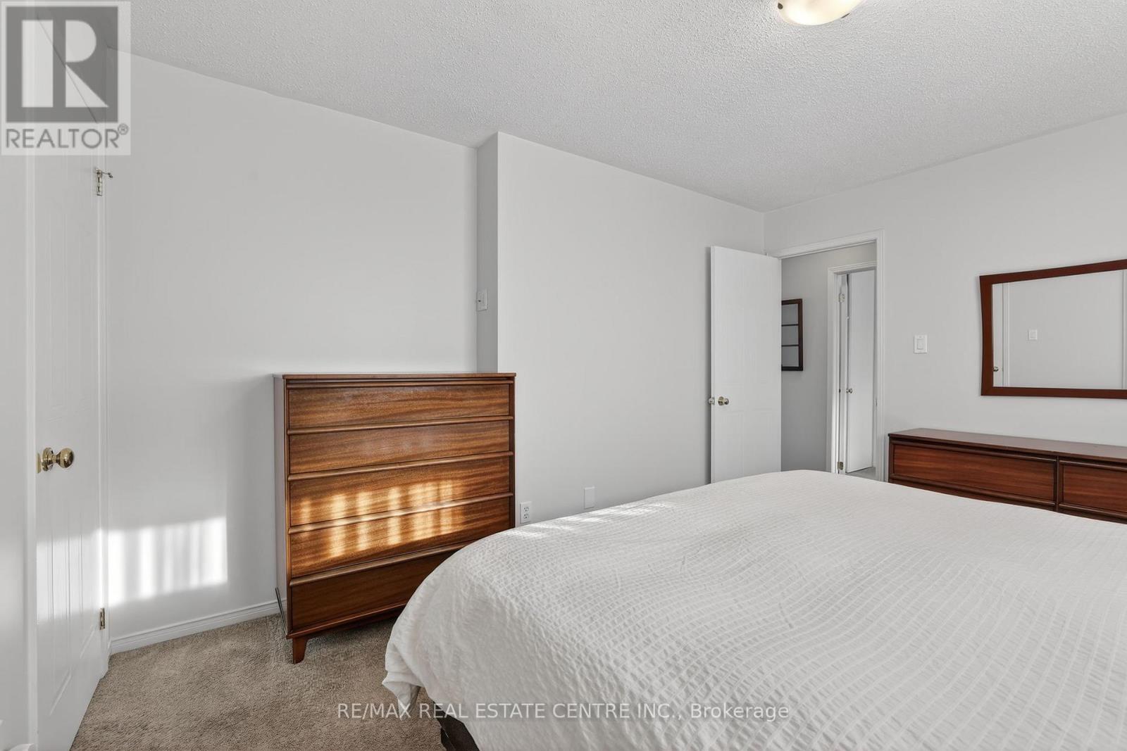 165 Courtney Crescent, Orangeville, Ontario  L9W 4S4 - Photo 31 - W12868200