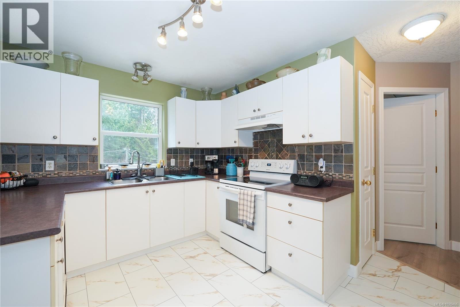 B 2346 Carpenter Rd, Sooke, British Columbia  V9Z 0R1 - Photo 14 - 1028406