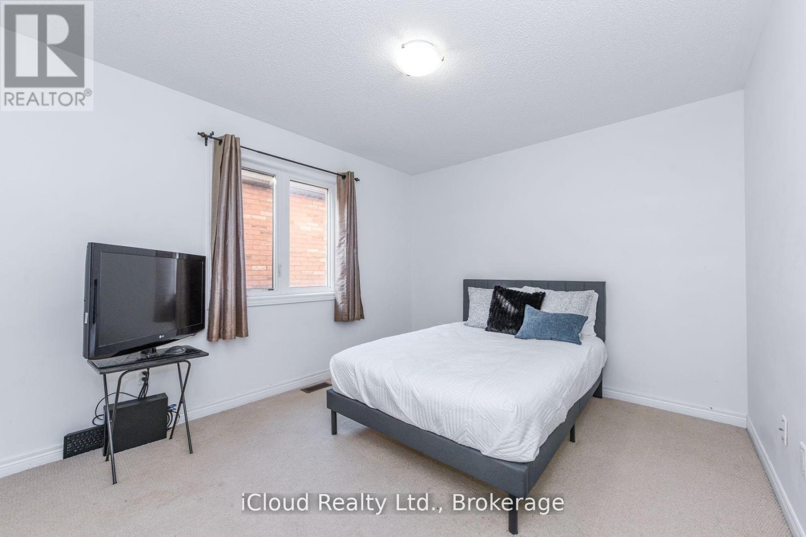 60 Valleyway Drive, Brampton, Ontario  L6X 5G1 - Photo 29 - W12868244