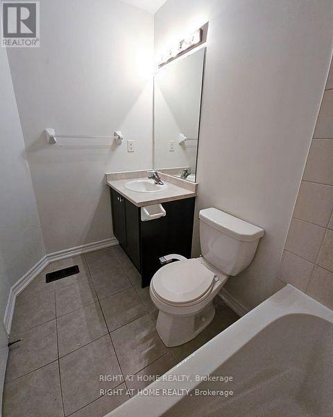 Upper - 11 Telegraph Street, Brampton, Ontario  L6Z 0H9 - Photo 10 - W12868246