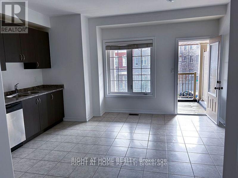 Upper - 11 Telegraph Street, Brampton, Ontario  L6Z 0H9 - Photo 4 - W12868246