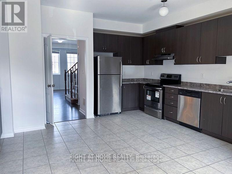 Upper - 11 Telegraph Street, Brampton, Ontario  L6Z 0H9 - Photo 5 - W12868246