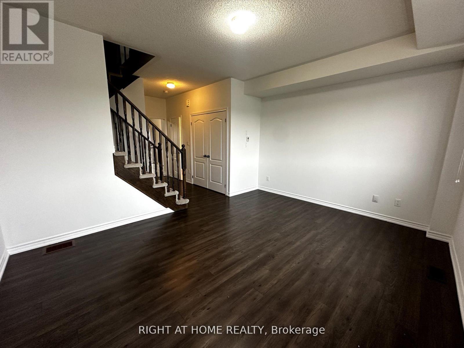 Upper - 11 Telegraph Street, Brampton, Ontario  L6Z 0H9 - Photo 7 - W12868246