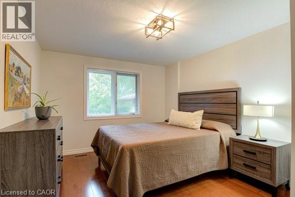 69 Longwood Drive, Waterloo, Ontario  N2L 4B6 - Photo 33 - 40809310