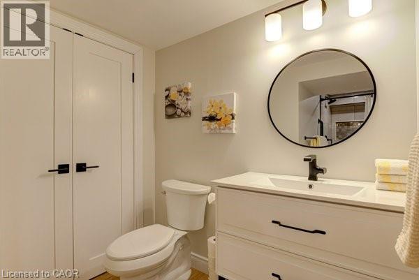 69 Longwood Drive, Waterloo, Ontario  N2L 4B6 - Photo 38 - 40809310