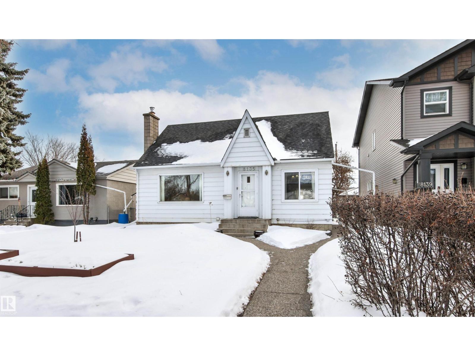 8135 78 AV NW, edmonton, Alberta