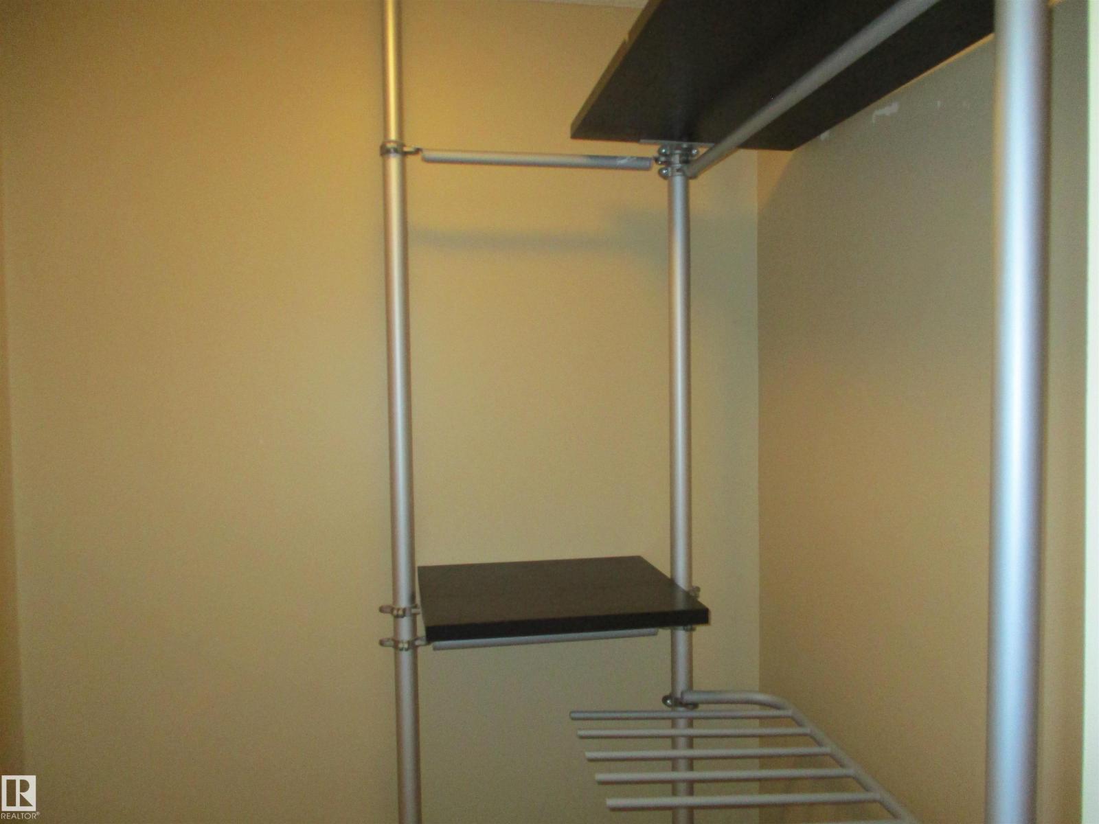 1186 Saddleback Rd Nw, Edmonton, Alberta  T6J 4Z4 - Photo 16 - E4476767