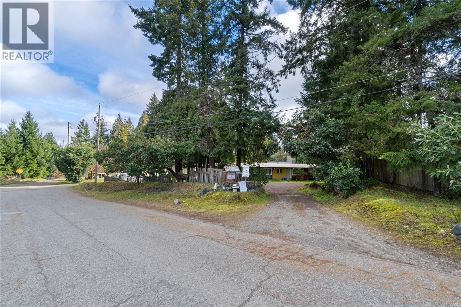 992 Allenby Rd, Errington, British Columbia  V9P 2A9 - Photo 2 - 1028092