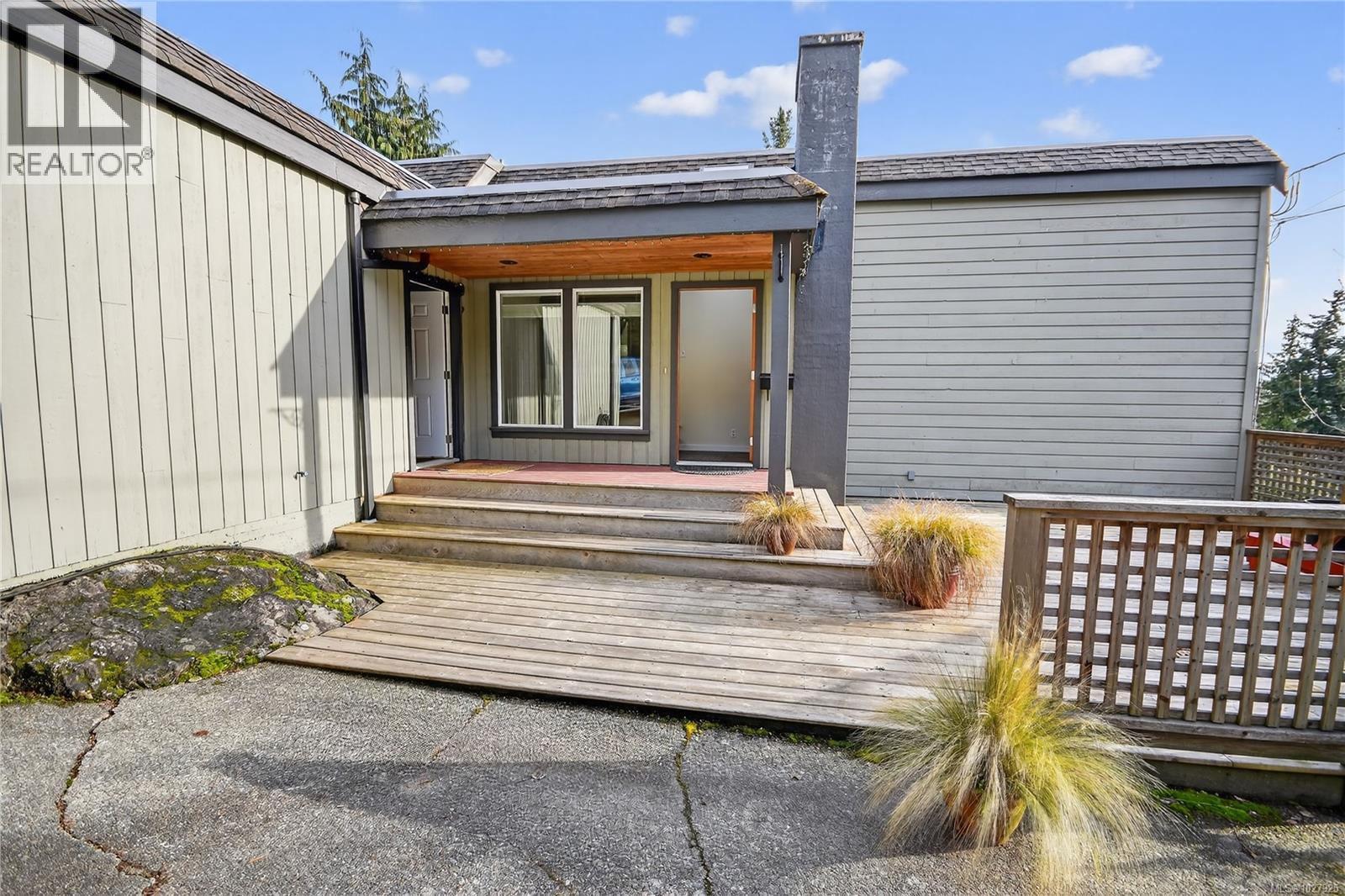 3269 Smugglers Hill Dr, Nanaimo, British Columbia  V9T 3V2 - Photo 4 - 1027925