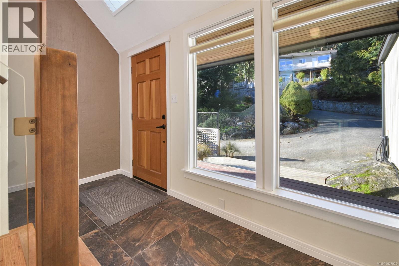 3269 Smugglers Hill Dr, Nanaimo, British Columbia  V9T 3V2 - Photo 5 - 1027925