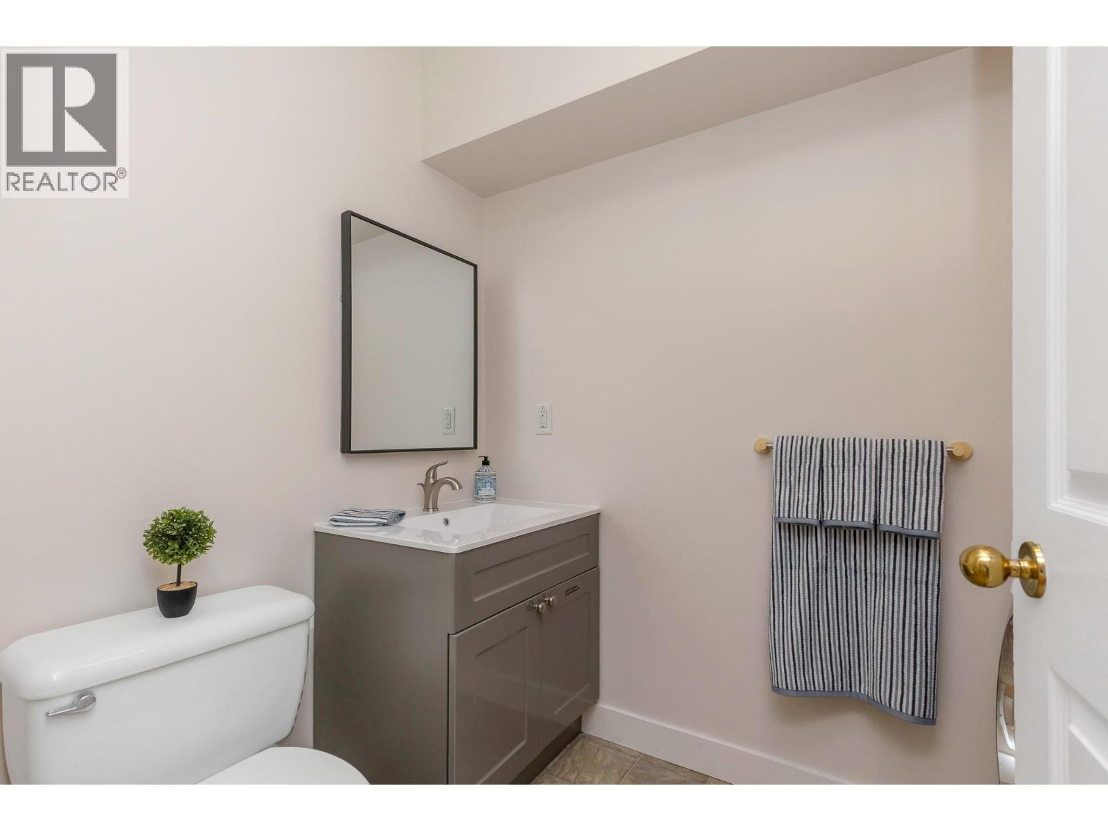 46 1195 Falcon Drive, Coquitlam, British Columbia  V3E 2H1 - Photo 30 - R3097885