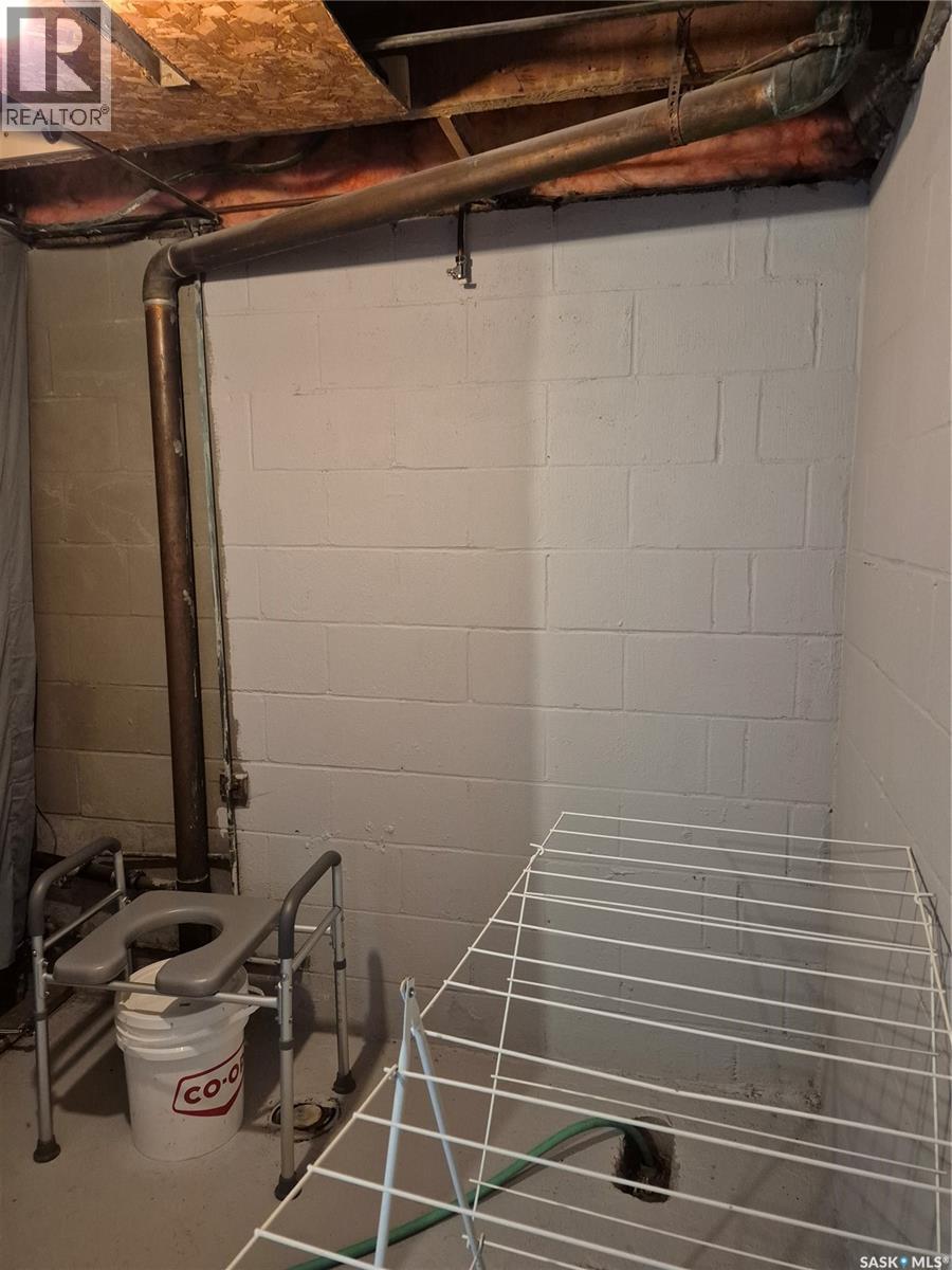 106 1st Street N, Wakaw, Saskatchewan  S0K 4P0 - Photo 19 - SK030070