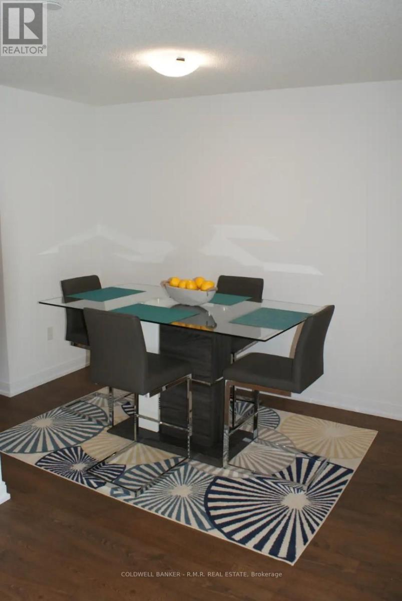 2024 - 275 Village Green Square, Toronto (Agincourt South-Malvern West), Ontario  M1S 0L8 - Photo 5 - E12807016