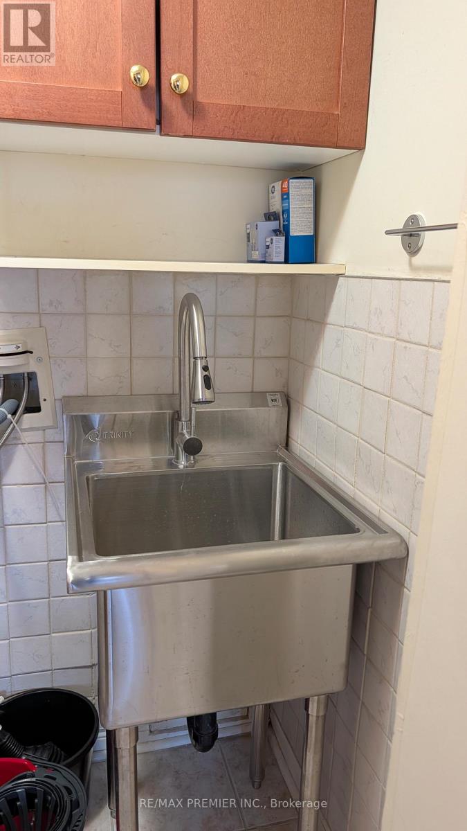 102 - 2506 Rutherford Road, Vaughan, Ontario  L4K 5N4 - Photo 22 - N12867956