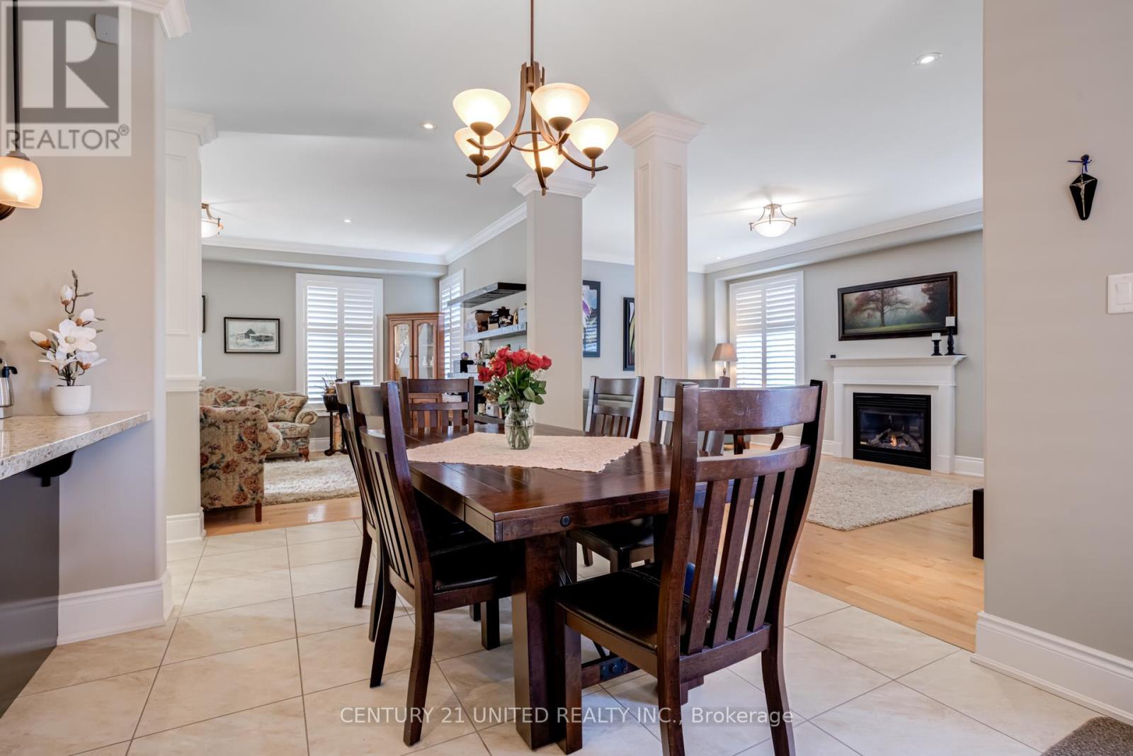 36 Auburn Court, Barrie (Ardagh), Ontario  L4N 6G9 - Photo 10 - S12868324