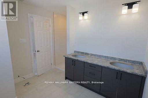 35 Coldbrook Drive, Cavan Monaghan (Millbrook Village), Ontario  L0A 1G0 - Photo 16 - X12868344