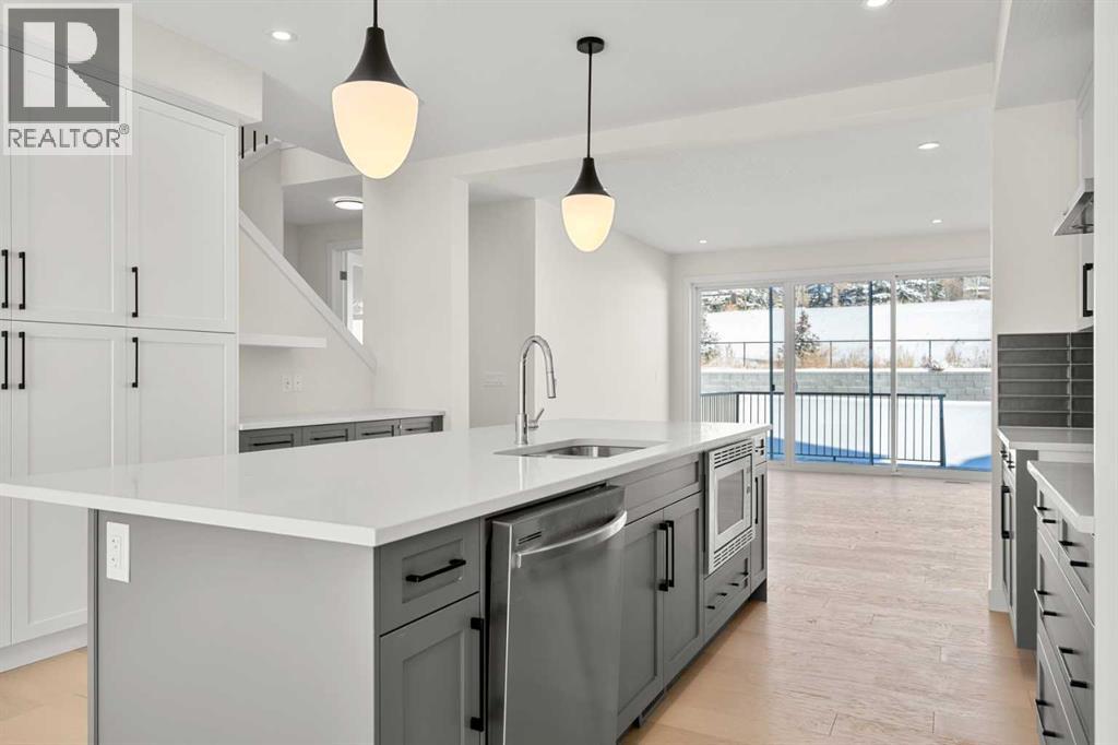 160 Crimson Ridge Place Nw, Calgary, Alberta  T3L 0K4 - Photo 10 - A2276828