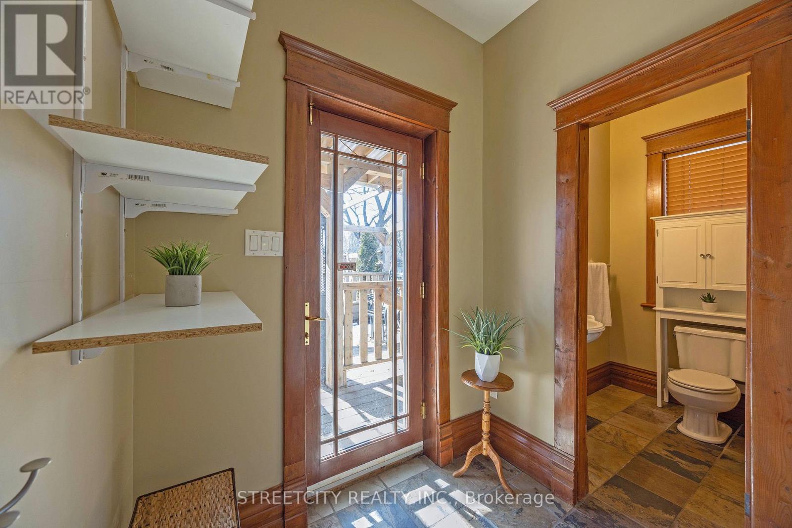 55 Tecumseh Avenue, London South, Ontario  N6C 1R5 - Photo 17 - X12868382