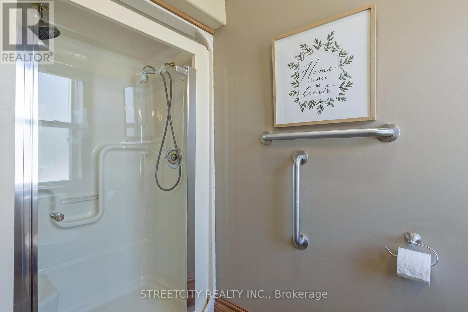 55 Tecumseh Avenue, London South, Ontario  N6C 1R5 - Photo 23 - X12868382