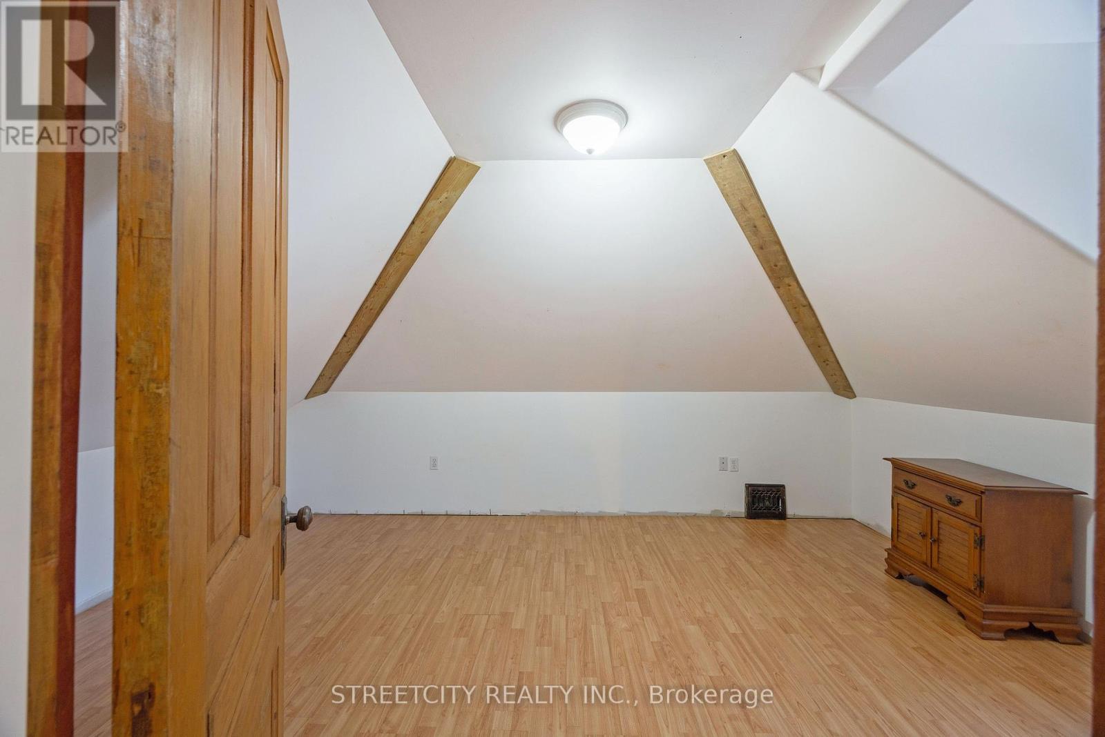 55 Tecumseh Avenue, London South, Ontario  N6C 1R5 - Photo 27 - X12868382