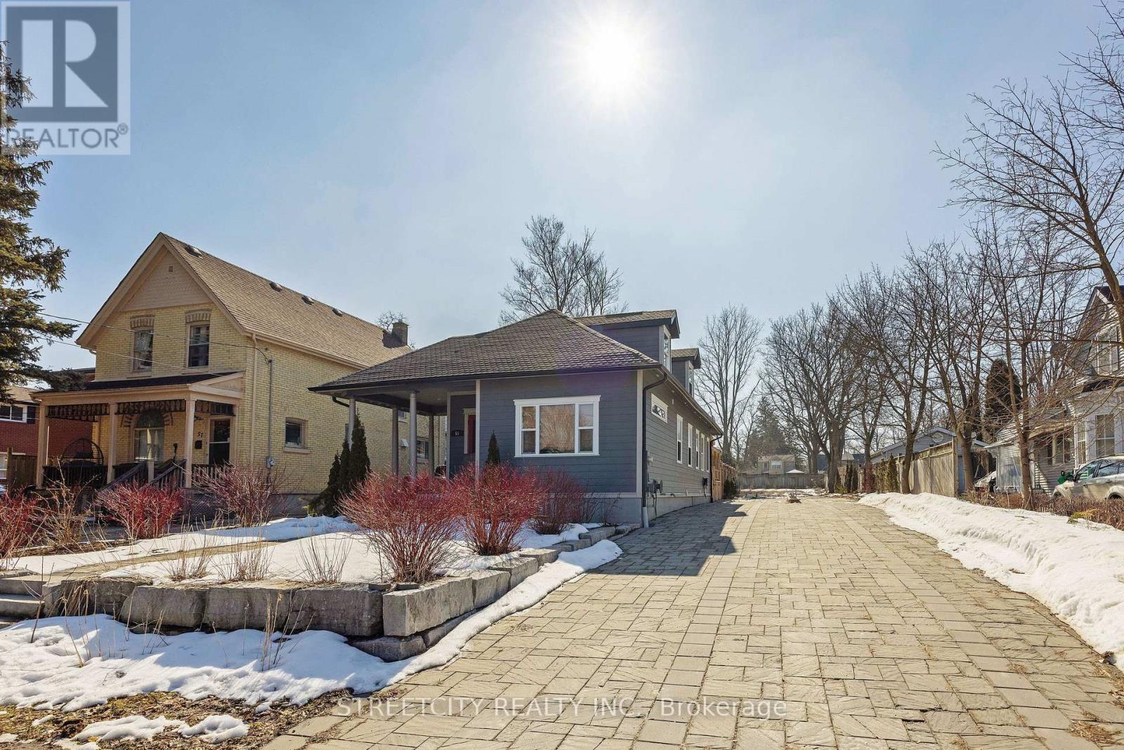 55 Tecumseh Avenue, London South, Ontario  N6C 1R5 - Photo 3 - X12868382