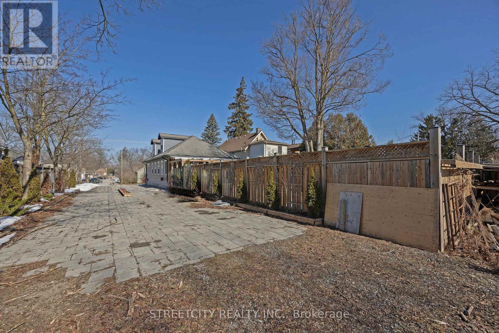 55 Tecumseh Avenue, London South, Ontario  N6C 1R5 - Photo 39 - X12868382