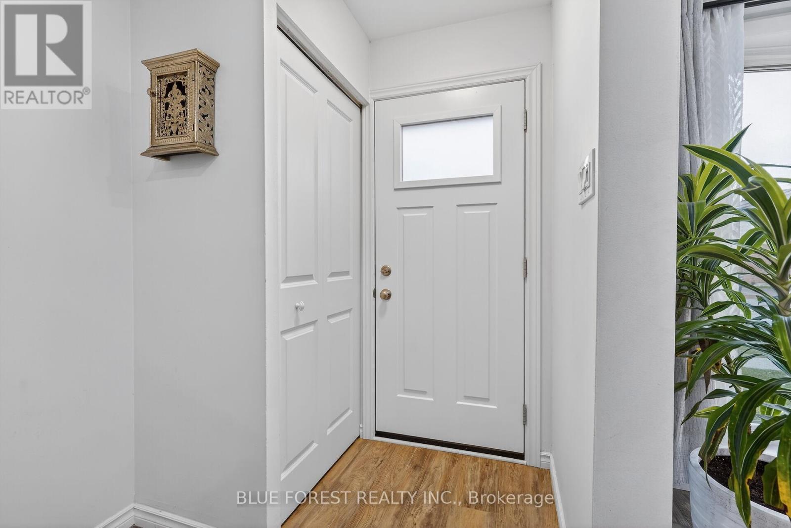 74 - 700 Exeter Road, London South, Ontario  N6E 1L2 - Photo 6 - X12868434