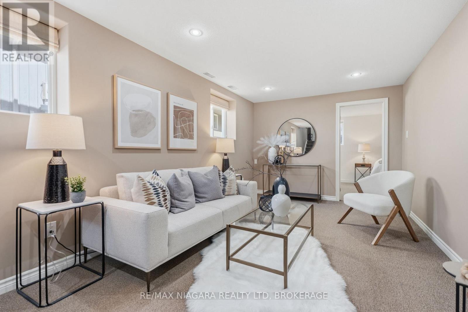 86 Newport Street, St. Catharines, Ontario  L2M 1P7 - Photo 17 - X12868380