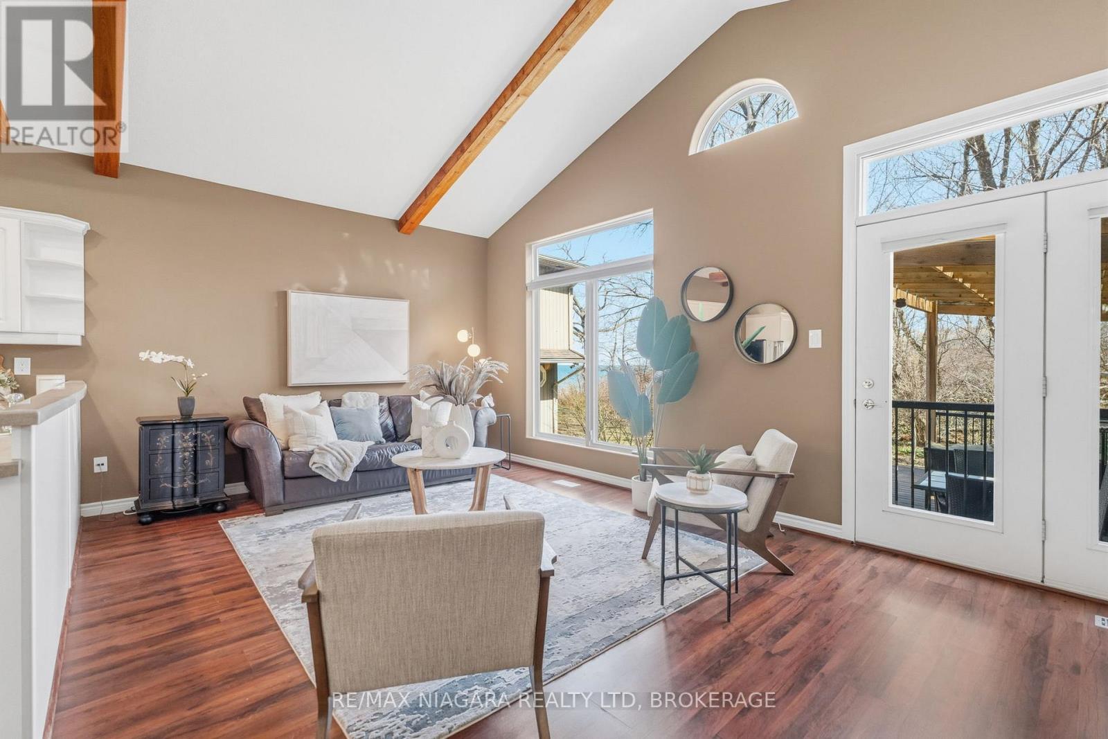 86 Newport Street, St. Catharines, Ontario  L2M 1P7 - Photo 6 - X12868380