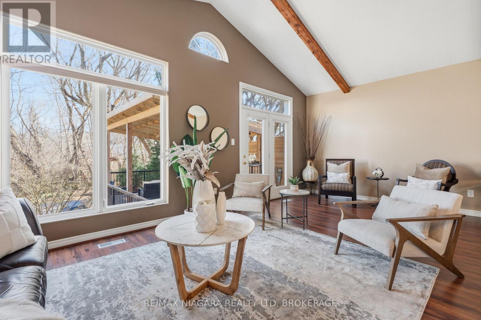 86 Newport Street, St. Catharines, Ontario  L2M 1P7 - Photo 7 - X12868380