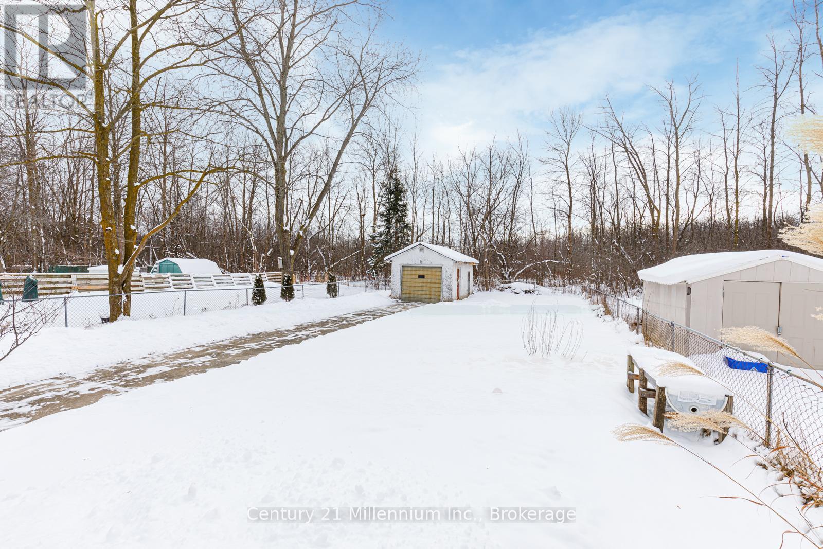 509 Tenth Street, Collingwood, Ontario  L9Y 2L7 - Photo 3 - S12868398