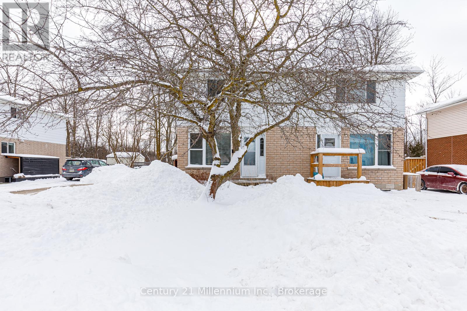 509 Tenth Street, Collingwood, Ontario  L9Y 2L7 - Photo 4 - S12868398