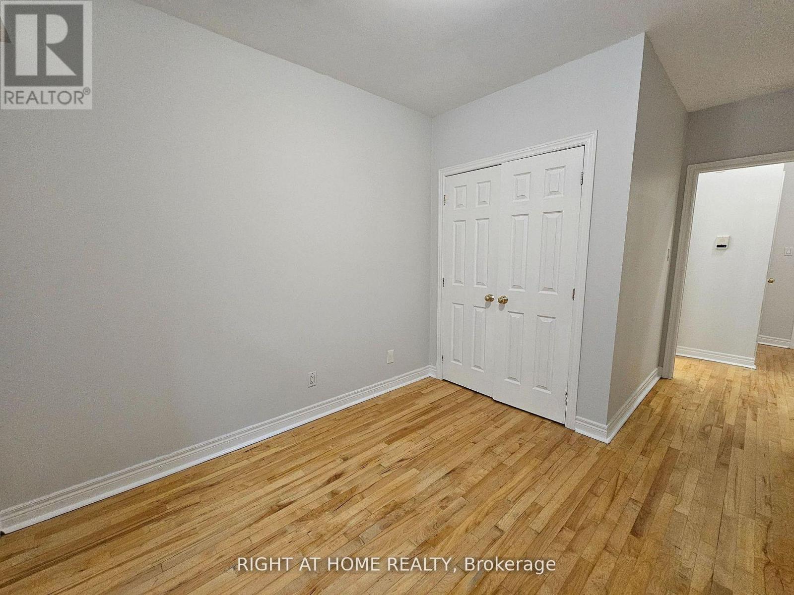 205 - 524 Yonge Street, Toronto, Ontario  M4Y 1X9 - Photo 16 - C12868308