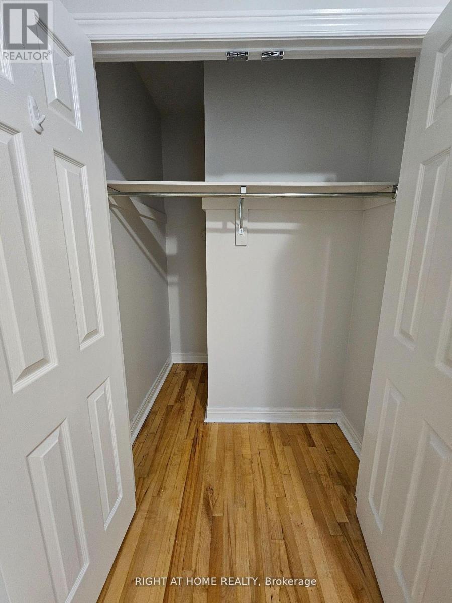 205 - 524 Yonge Street, Toronto, Ontario  M4Y 1X9 - Photo 17 - C12868308